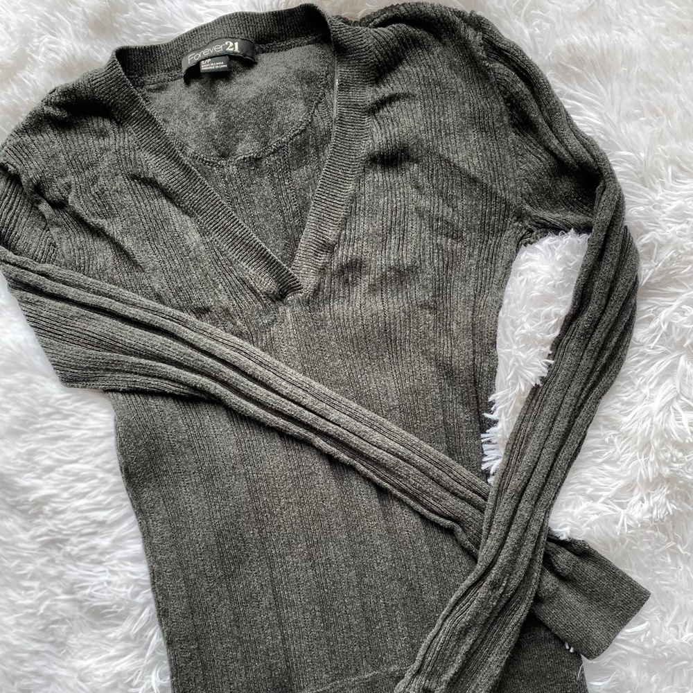 Women’s sweater